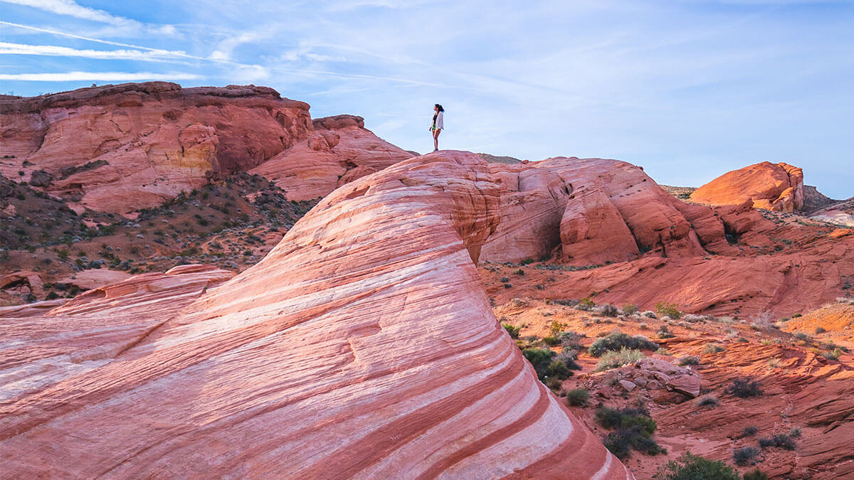 one of the many iconic views of the red rocks in valley of fire state park
